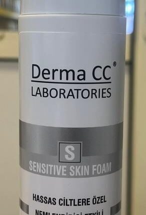 Derma CC Hassas Ciltlere Özel Cilt Temizleme Köpüğü 200 ml